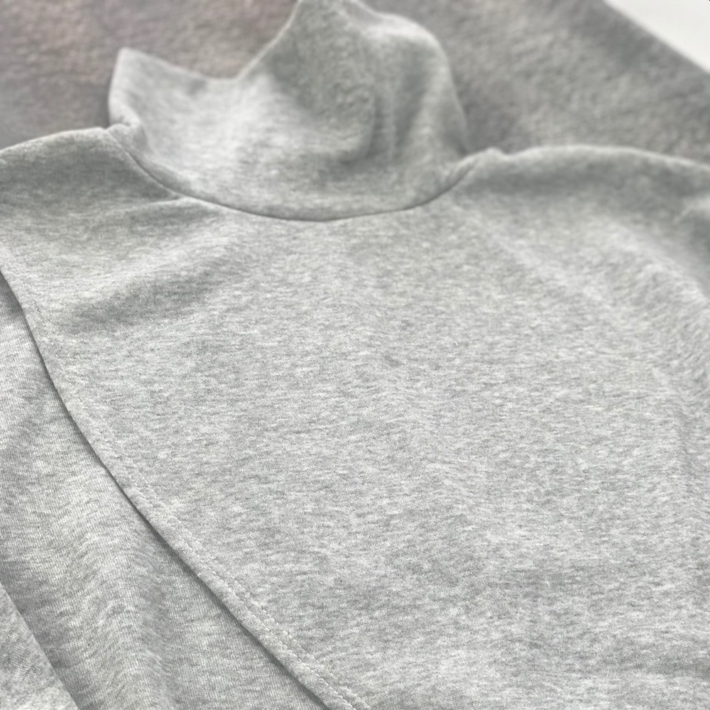 🔺LAST ONE🔺Gray Jersey Knit Poncho Wrap Top SMALL - Picture 5 of 7